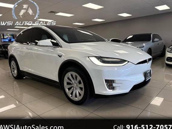 TESLA MODEL X 2019 5YJXCDE20KF206558 image